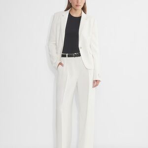 Aritzia Effortless Pant